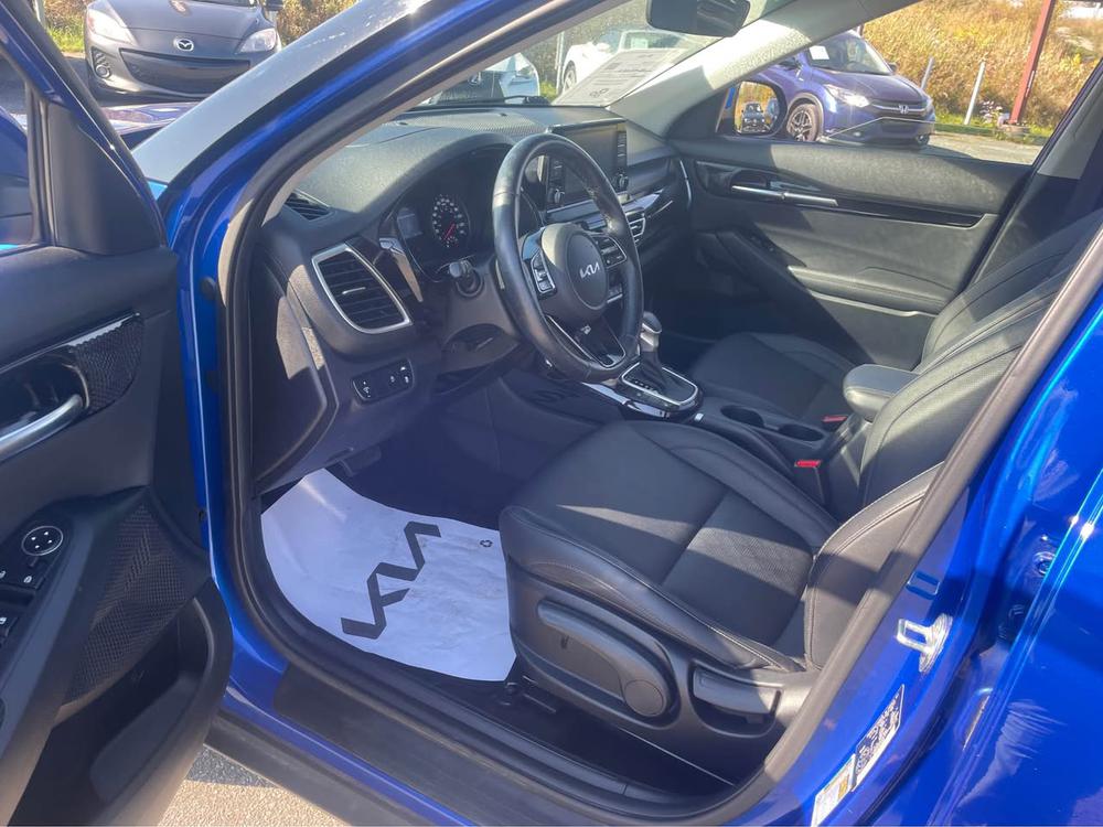 Kia Seltos EX FWD 2023 d’occasion à vendre - 13