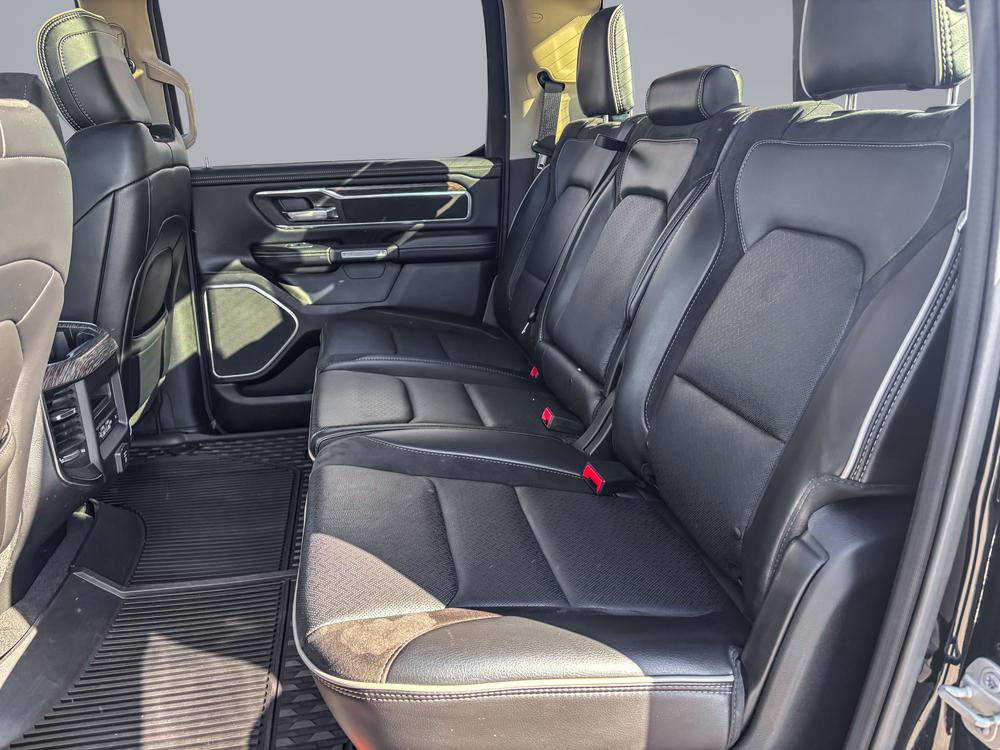 Ram 1500 2019 Noir usage à vendre Ram 1500 2019 Noir usage à vendre