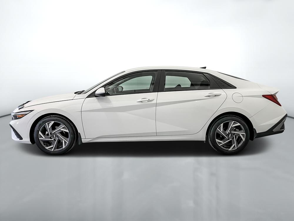 Hyundai Elantra Preferred Tech 2025 d’occasion à vendre - 4