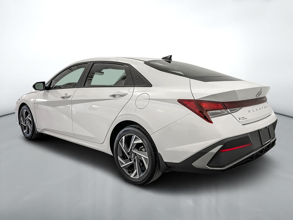 Hyundai Elantra Preferred Tech 2025 d’occasion à vendre - 6