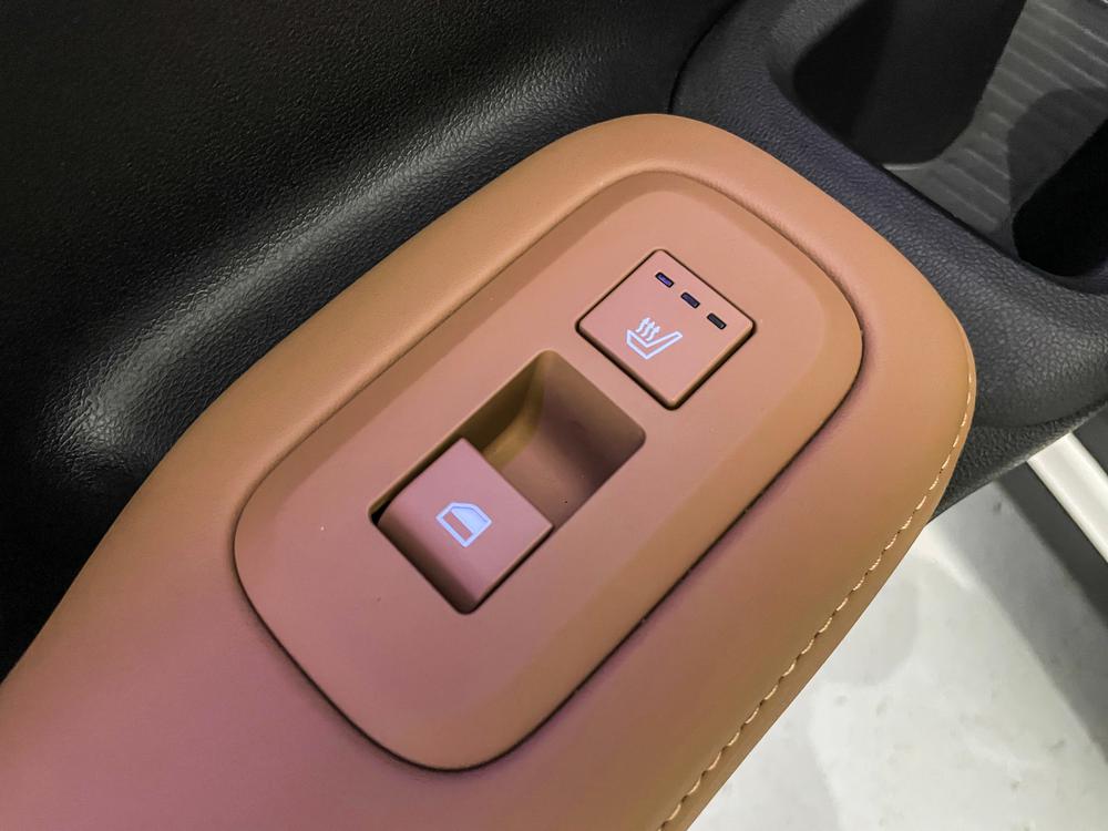 Hyundai Santa Fe 2024 Blanc usage à vendre Hyundai Santa Fe 2024 Blanc usage à vendre