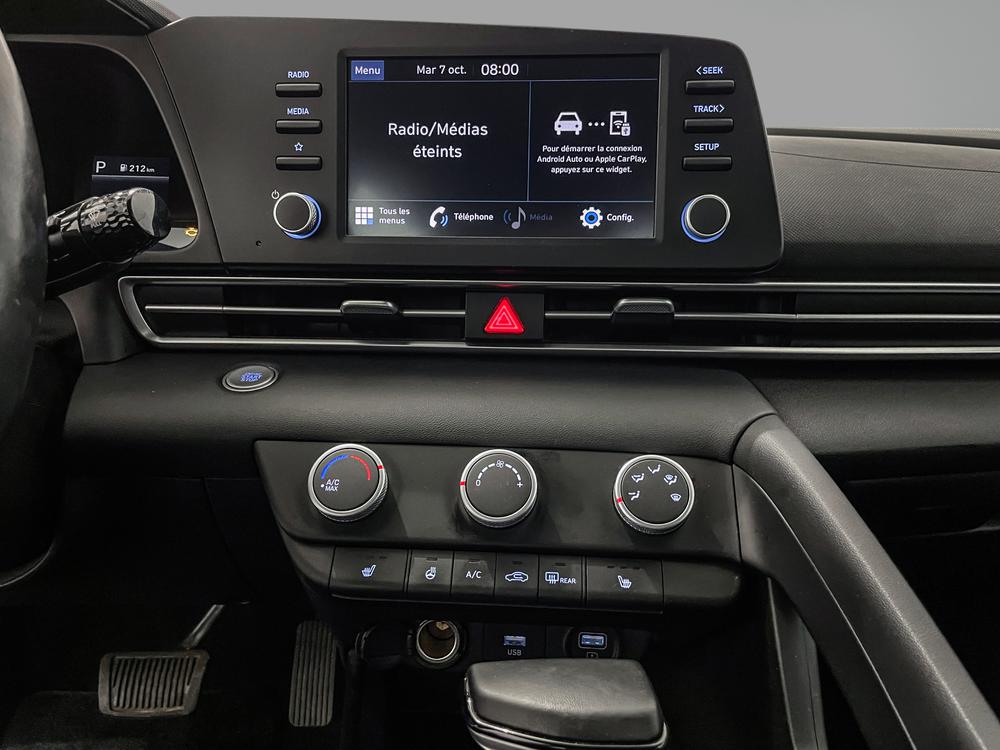 Hyundai Elantra 2023 Noir usage à vendre Hyundai Elantra 2023 Noir usage à vendre