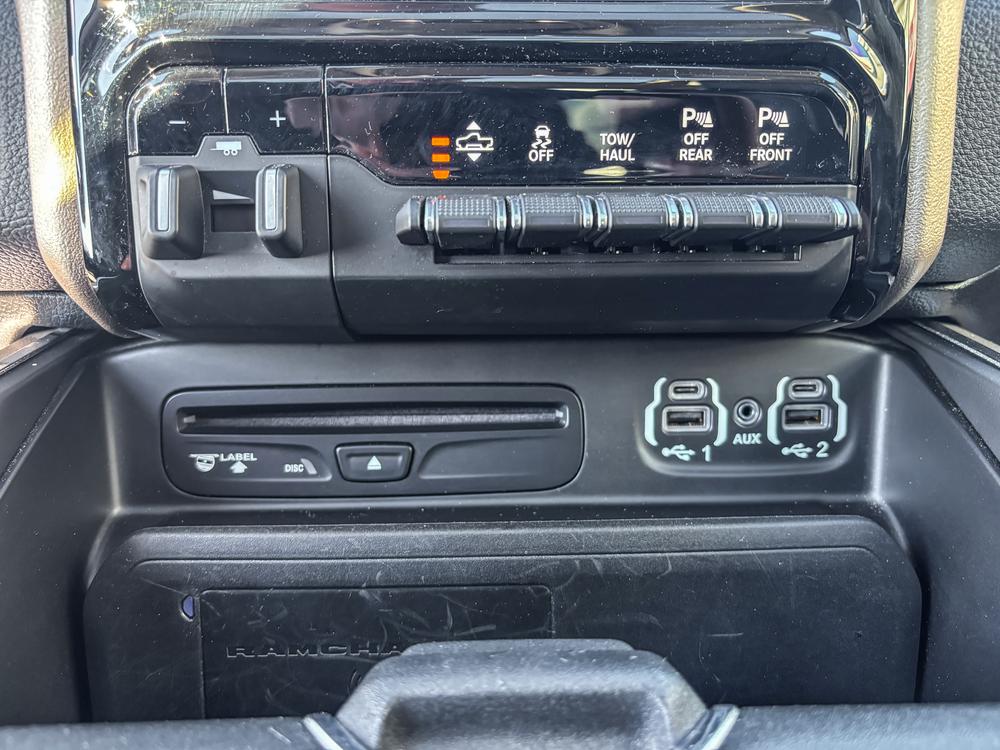 Ram 1500 2019 Noir usage à vendre Ram 1500 2019 Noir usage à vendre