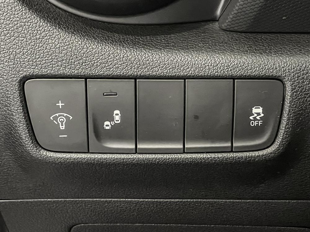 Hyundai Kona Preferred AWD 2021 d’occasion à vendre - 19
