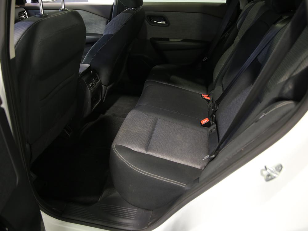Nissan Rogue SV 2021 d’occasion à vendre - 32