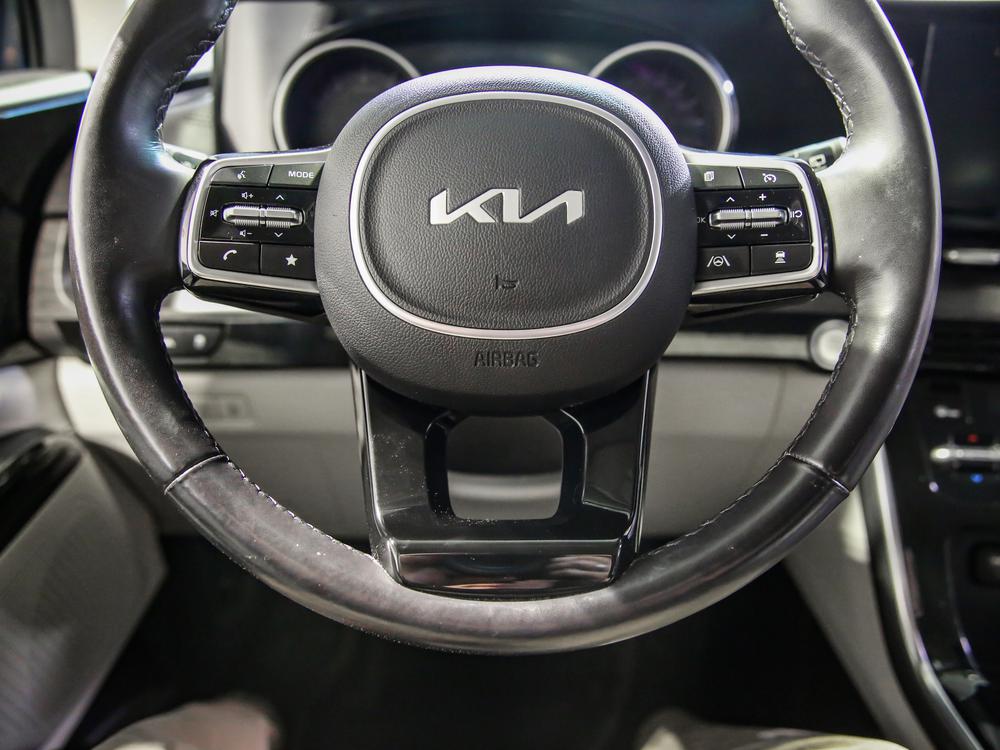 Kia Carnival 2023 Bleu usage à vendre Kia Carnival 2023 Bleu usage à vendre