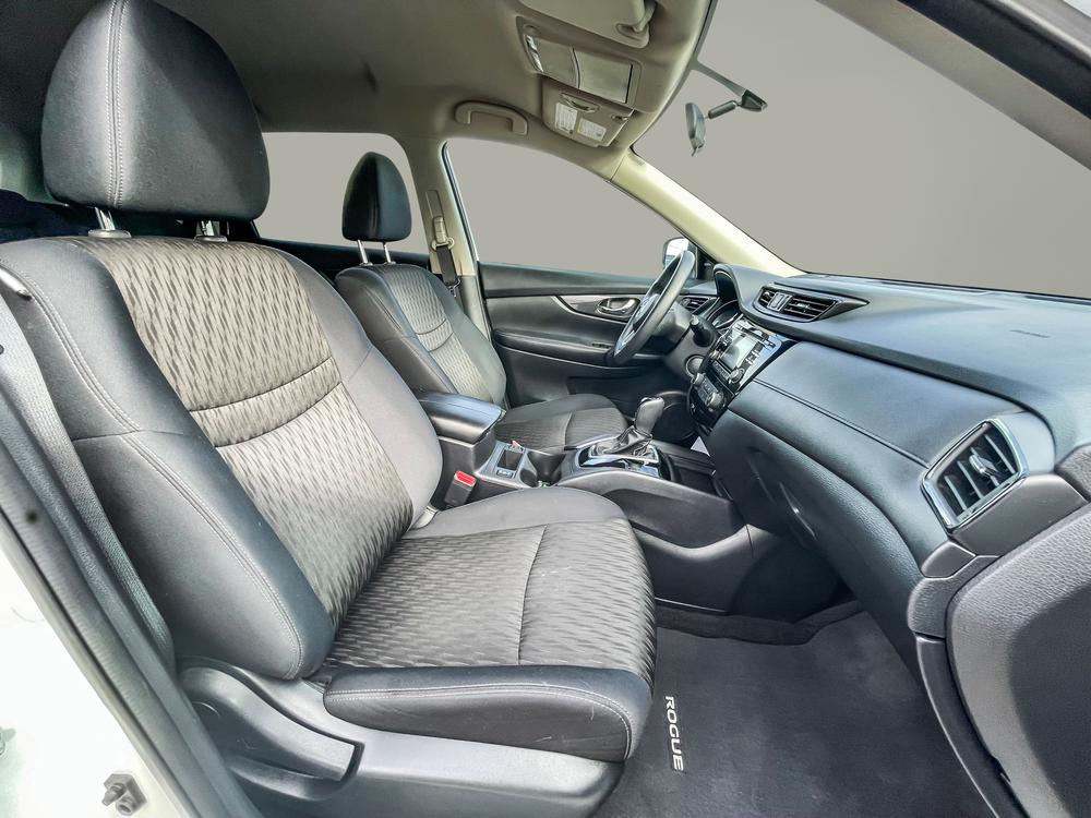 Nissan Rogue 2017 Blanc usage à vendre Nissan Rogue 2017 Blanc usage à vendre