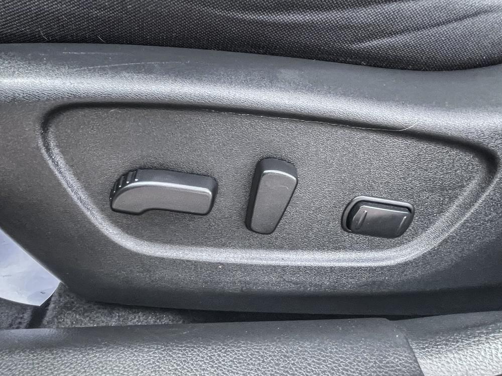 Nissan Rogue 2017 Blanc usage à vendre Nissan Rogue 2017 Blanc usage à vendre