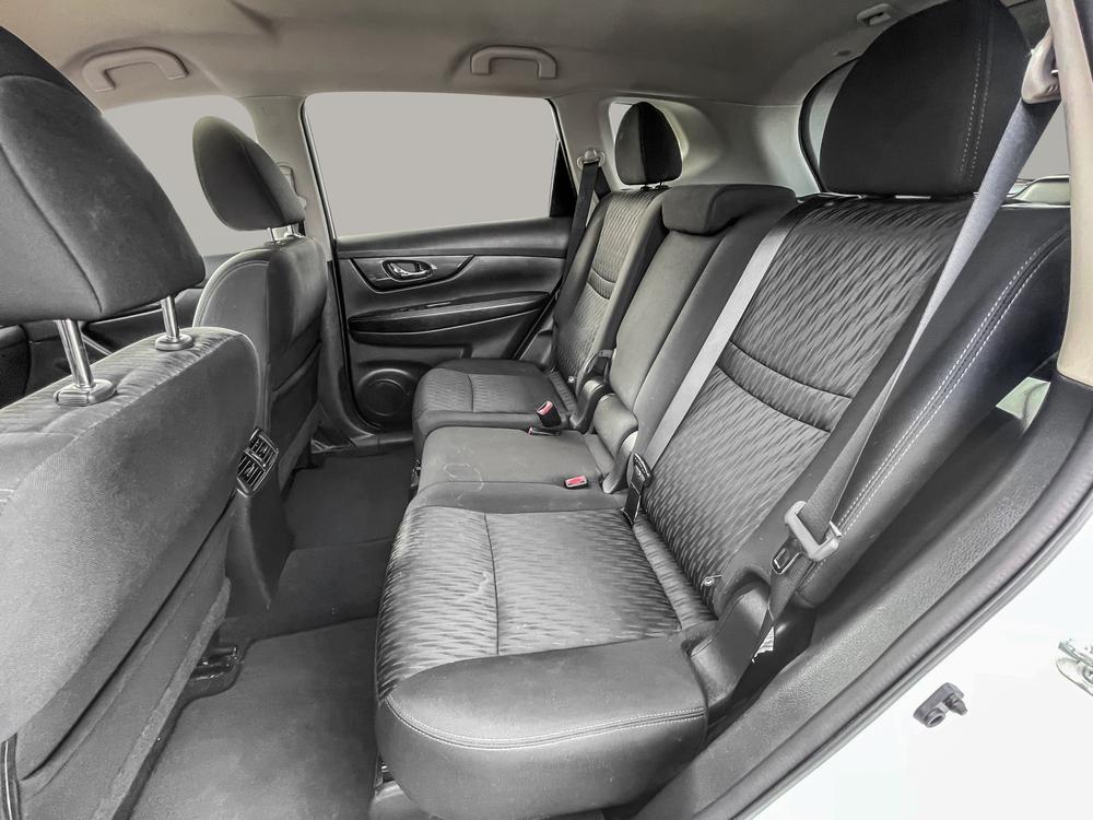 Nissan Rogue 2017 Blanc usage à vendre Nissan Rogue 2017 Blanc usage à vendre