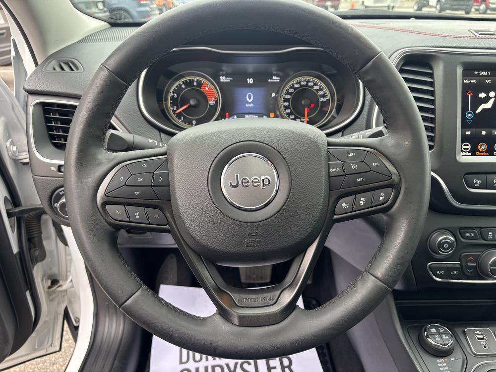 Jeep Cherokee Trailhawk 2023 d’occasion à vendre - 18