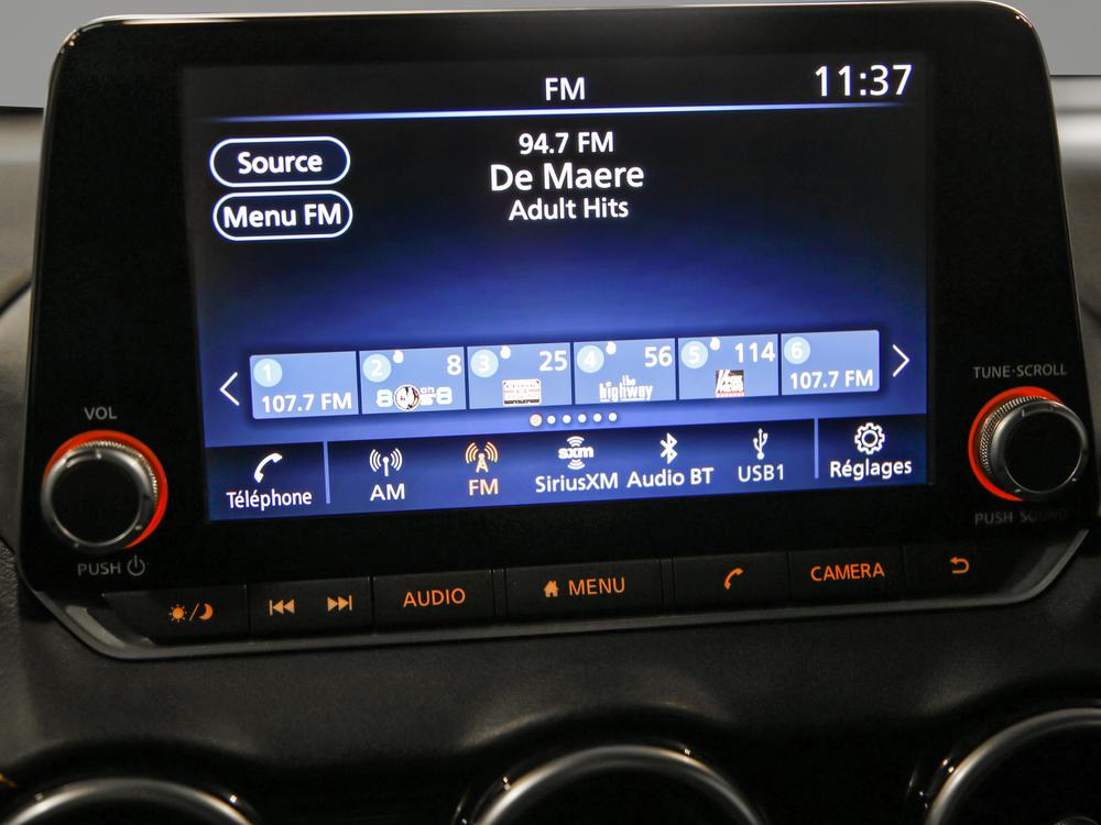 Nissan Sentra 2022 Bleu usage à vendre Nissan Sentra 2022 Bleu usage à vendre