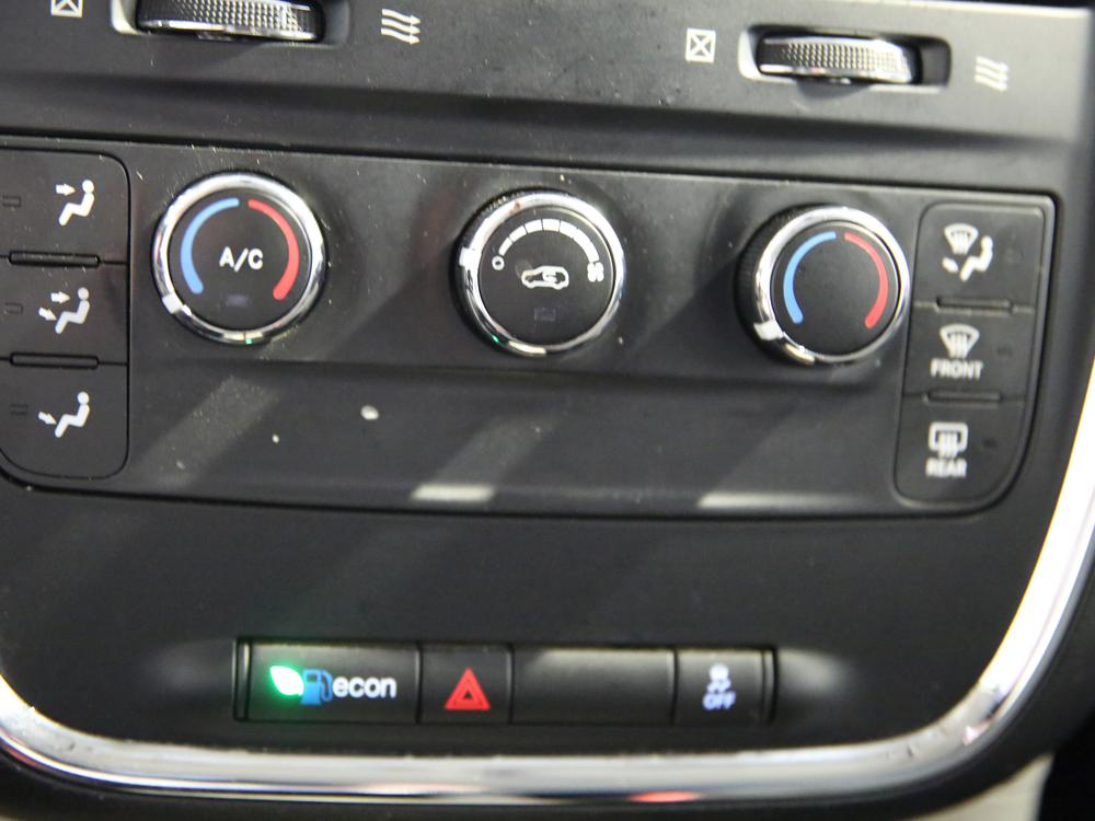 Dodge Grand Caravan SXT STOW N GO 2019 d’occasion à vendre - 26