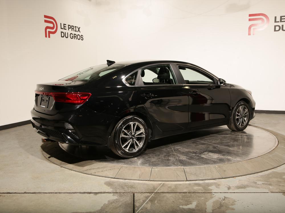 Kia Forte EX 2023 d’occasion à vendre - 3