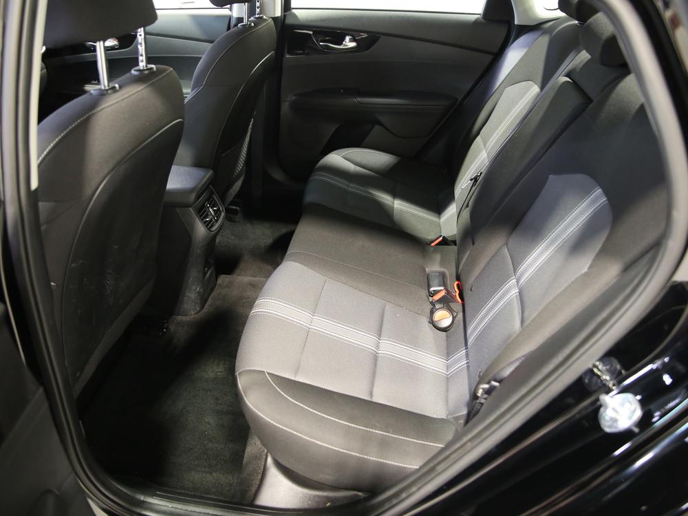 Kia Forte EX 2023 d’occasion à vendre - 31