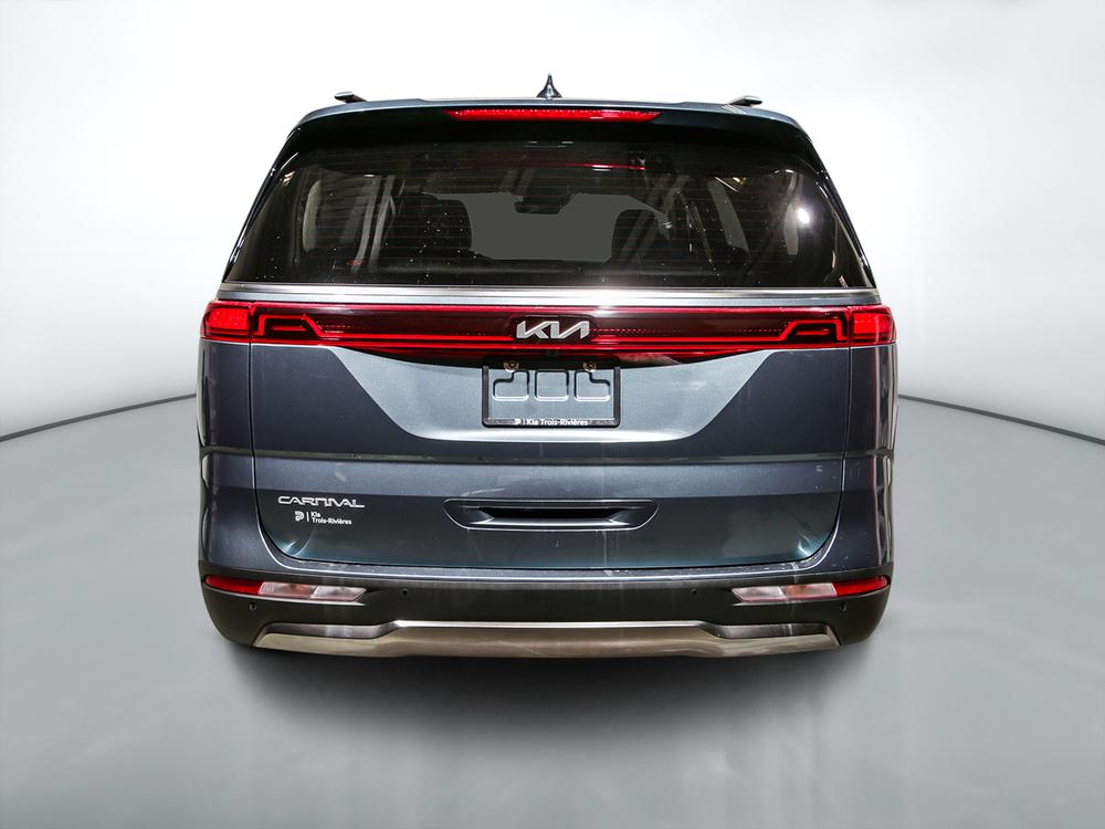 Kia Carnival 2023 Bleu usage à vendre Kia Carnival 2023 Bleu usage à vendre