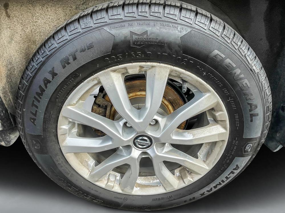 Nissan Rogue 2017 Blanc usage à vendre Nissan Rogue 2017 Blanc usage à vendre