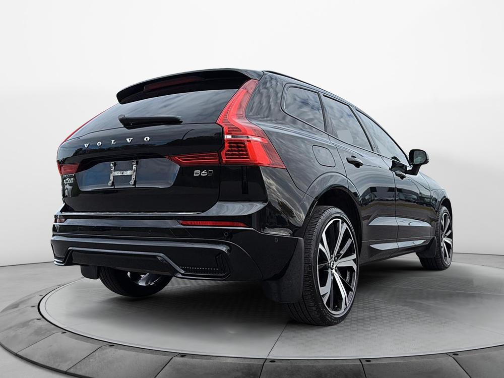 Volvo XC60 B6 R-DESIGN AWD 2022 d’occasion à vendre - 6