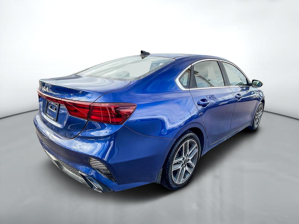 Kia Forte 2024 Bleu usage à vendre Kia Forte 2024 Bleu usage à vendre