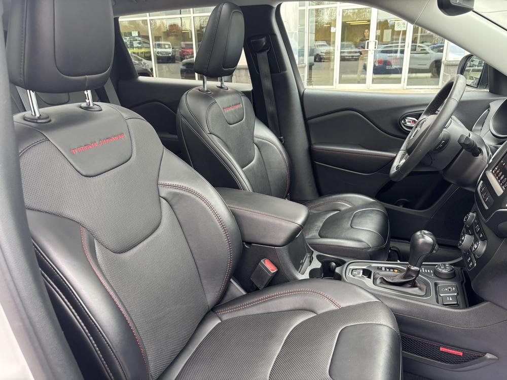 Jeep Cherokee Trailhawk 2023 d’occasion à vendre - 28