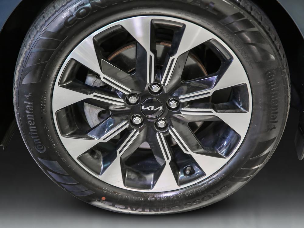 Kia Carnival 2023 Bleu usage à vendre Kia Carnival 2023 Bleu usage à vendre