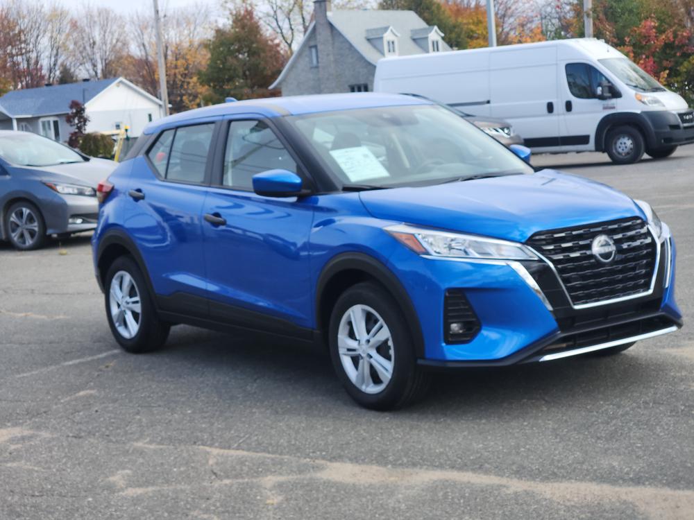 Nissan Kicks Play S