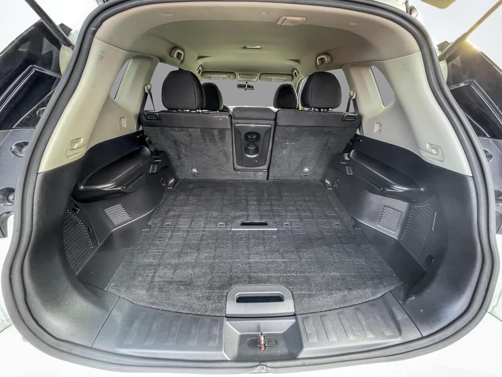 Nissan Rogue 2017 Blanc usage à vendre Nissan Rogue 2017 Blanc usage à vendre