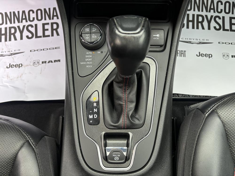 Jeep Cherokee Trailhawk 2023 d’occasion à vendre - 23
