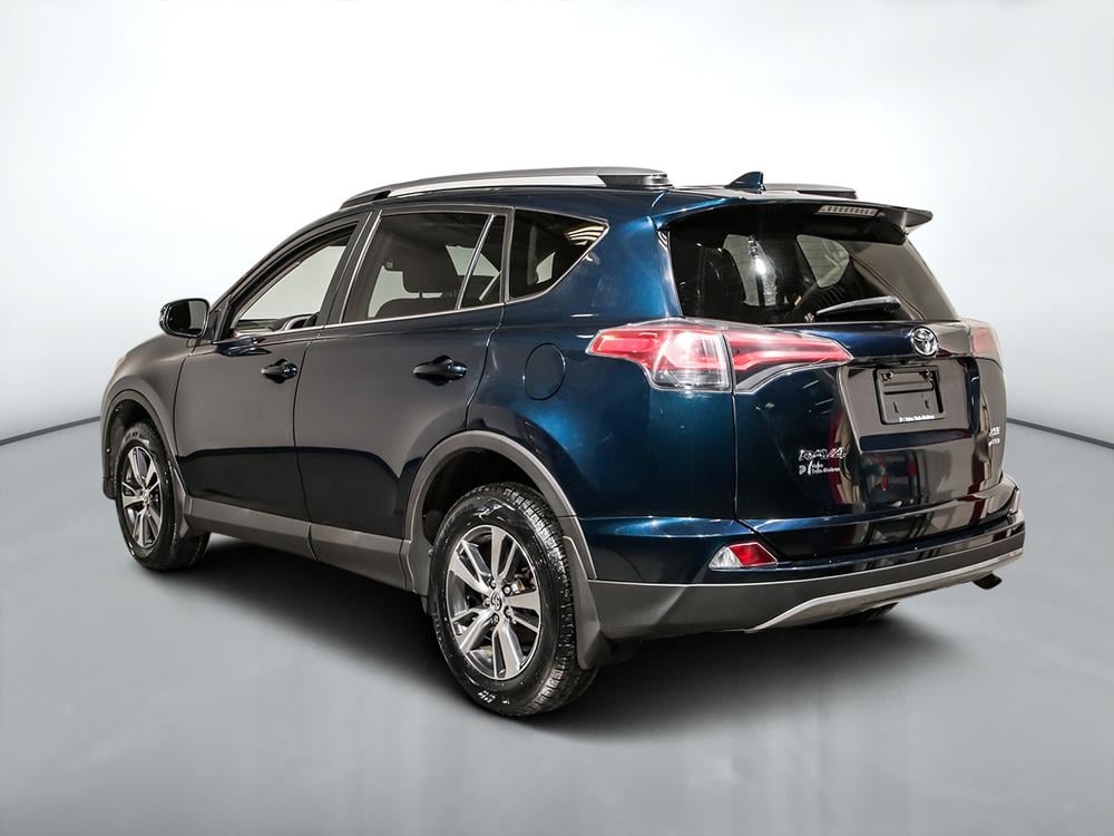 Toyota RAV4 XLE AWD 2017 d’occasion à vendre - 6