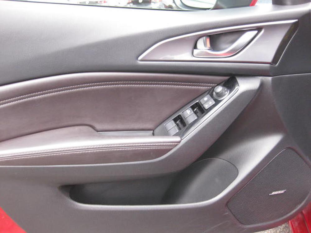 Mazda Mazda3 GT 2018 d’occasion à vendre - 9