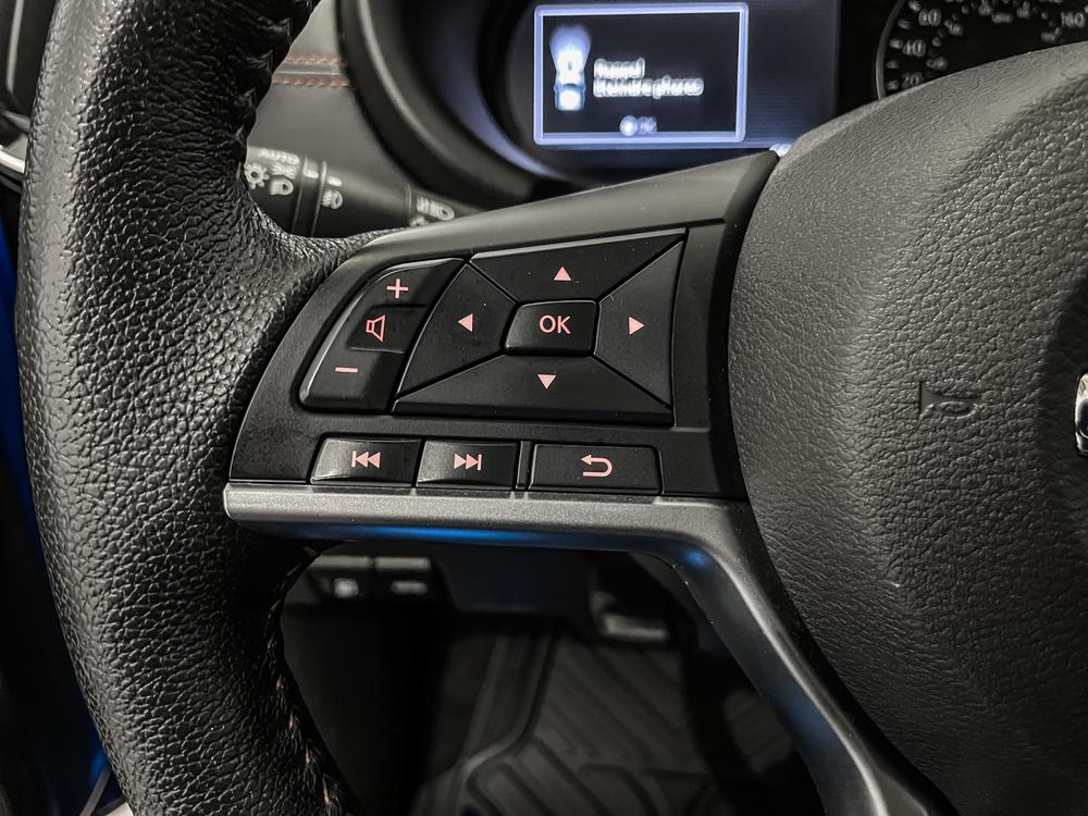 Nissan Kicks SR / Toit noir 2021 d’occasion à vendre - 16