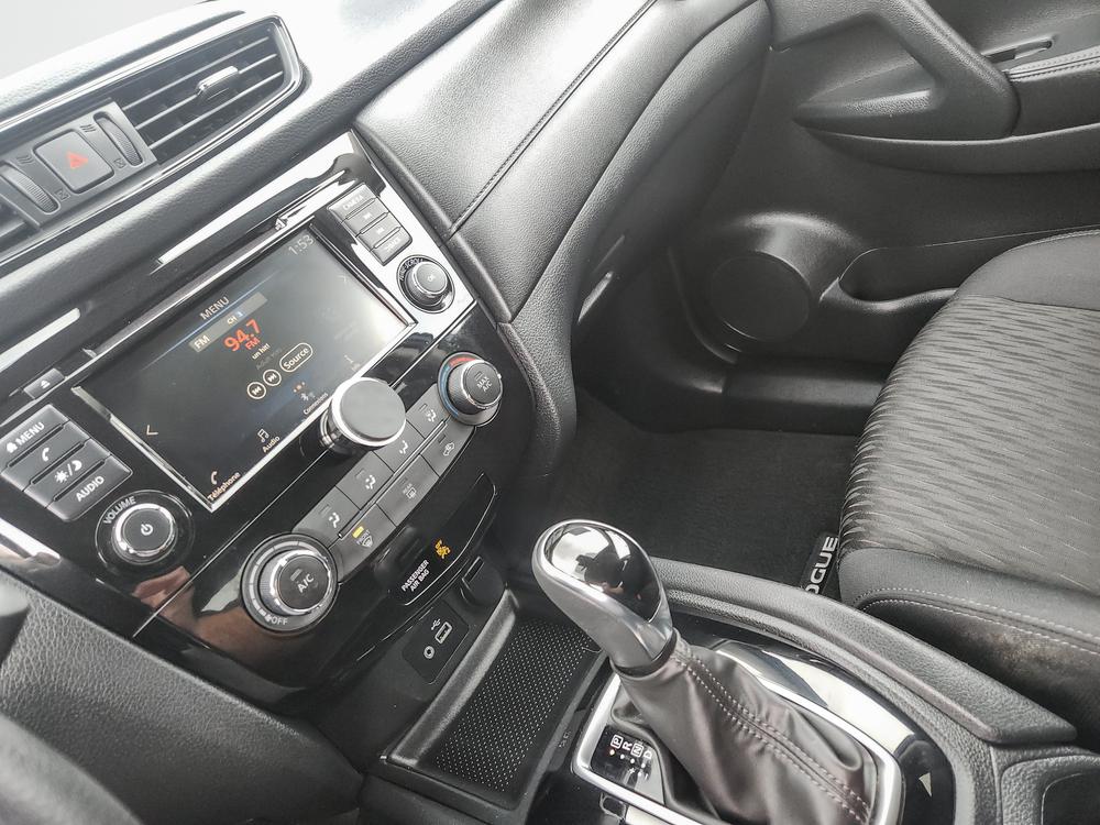 Nissan Rogue SV 2020 d’occasion à vendre - 18