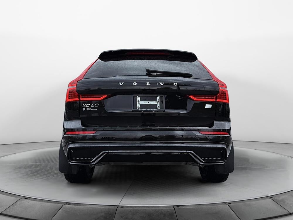 Volvo XC60 Recharge T8 R-DESIGN // PLUG IN // AWD 2022 d’occasion à vendre - 7