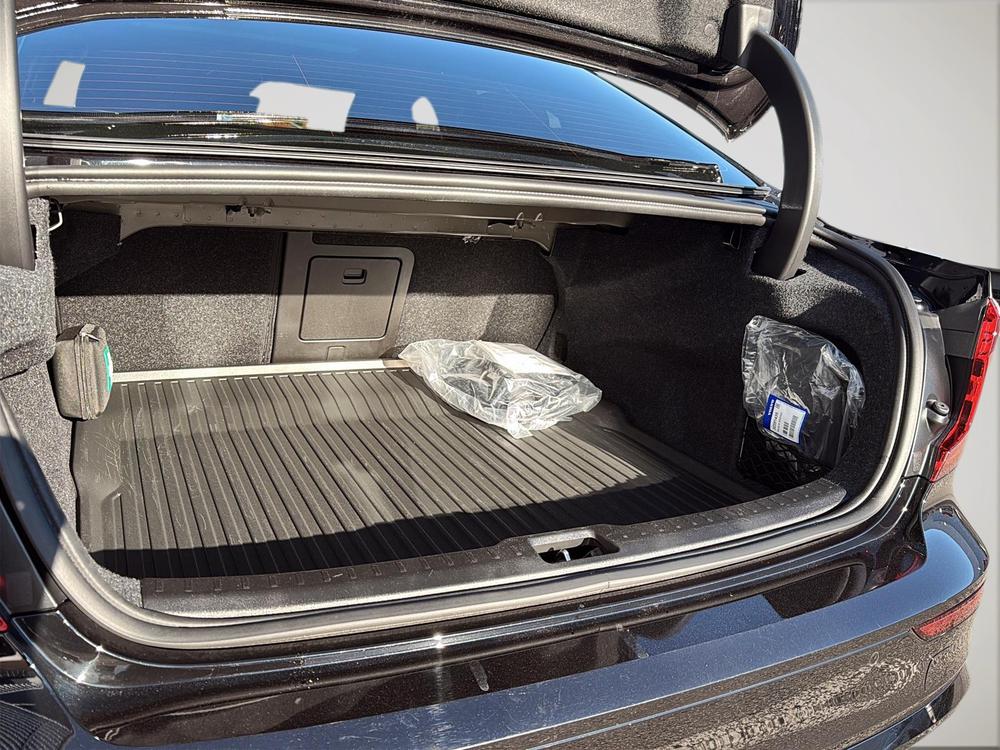 Volvo S60 hybride rechargeable T8 ULTRA BLACK EDITION // POLESTAR 2025 d’occasion à vendre - 24