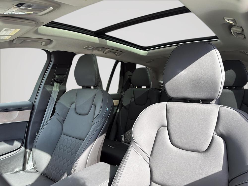 Volvo XC90 B6 CORE AWD // 2025.5 // 7PLACES 2025 d’occasion à vendre - 9