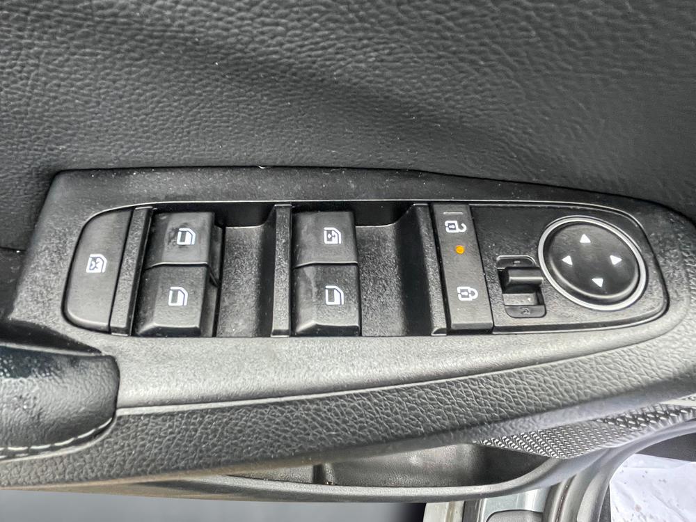 Kia Seltos 2024 Gris usage à vendre Kia Seltos 2024 Gris usage à vendre