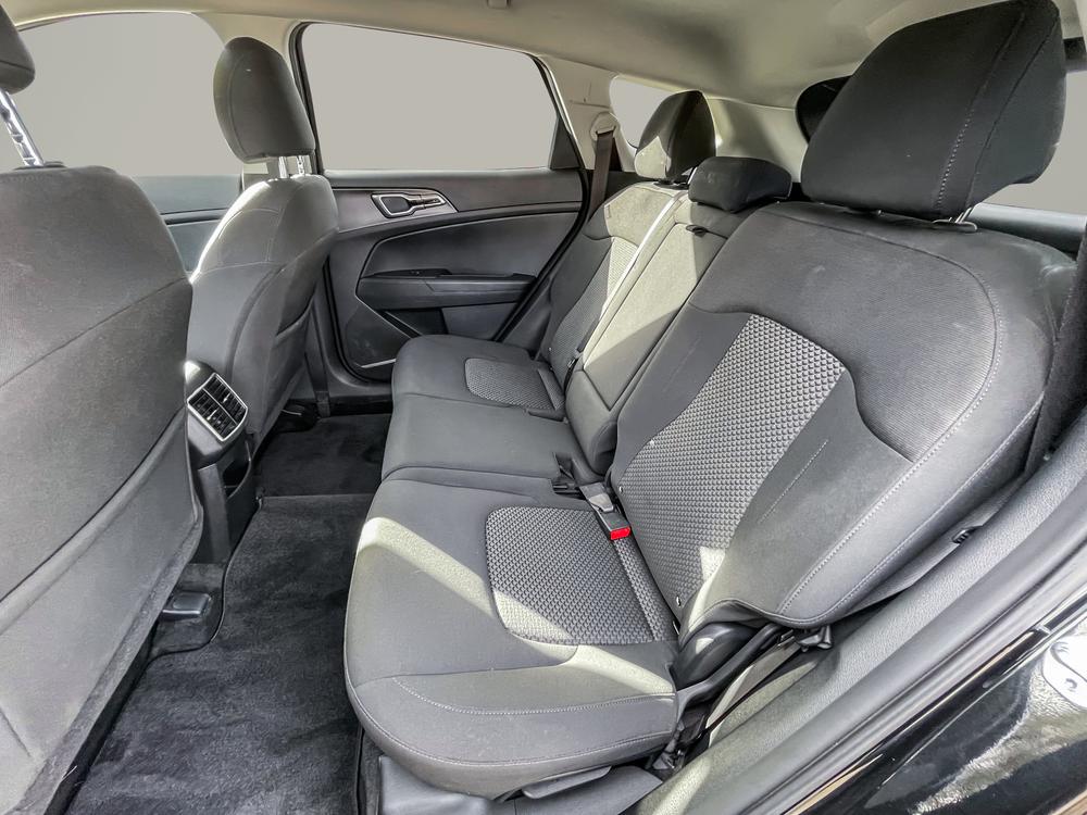 Kia Sportage 2023 Noir usage à vendre Kia Sportage 2023 Noir usage à vendre