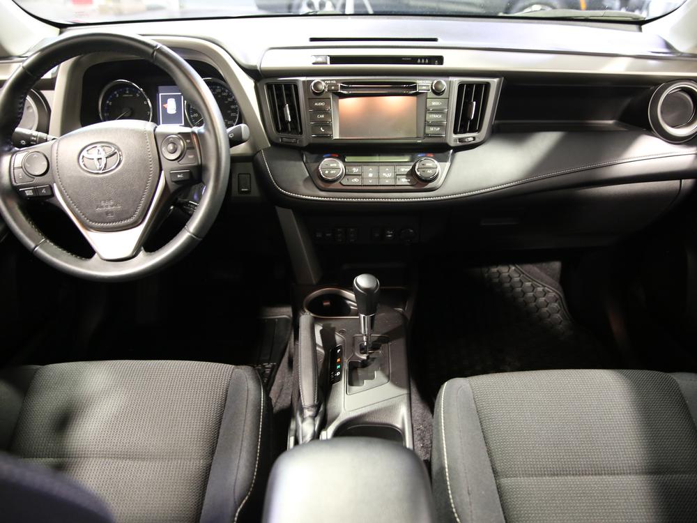 Toyota RAV4 XLE AWD 2017 d’occasion à vendre - 31