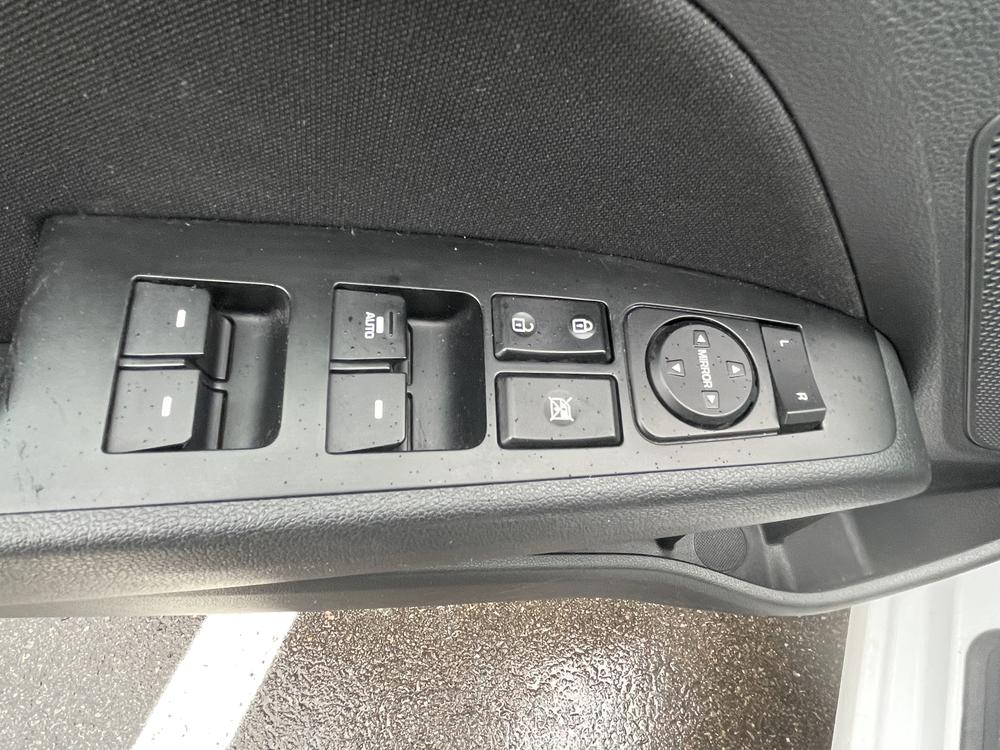 Hyundai Elantra GLS 2017 d’occasion à vendre - 11