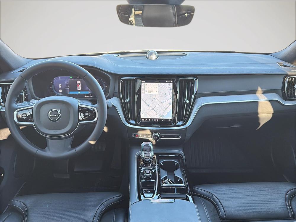 Volvo S60 hybride rechargeable T8 ULTRA BLACK EDITION // POLESTAR 2025 d’occasion à vendre - 12