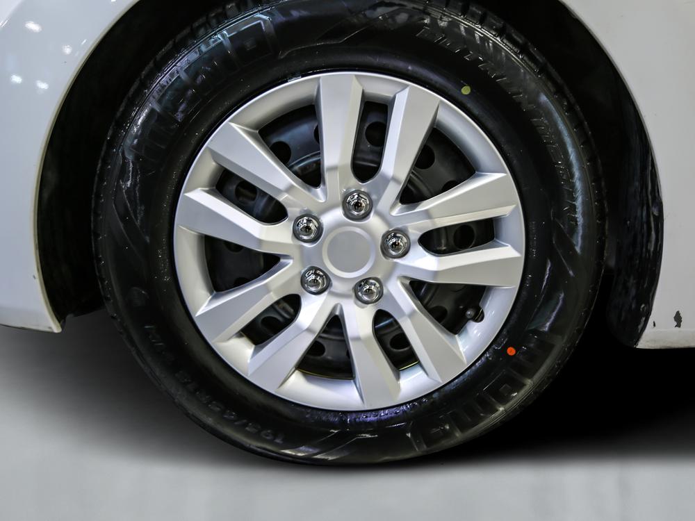 Hyundai Elantra L 2016 d’occasion à vendre - 11