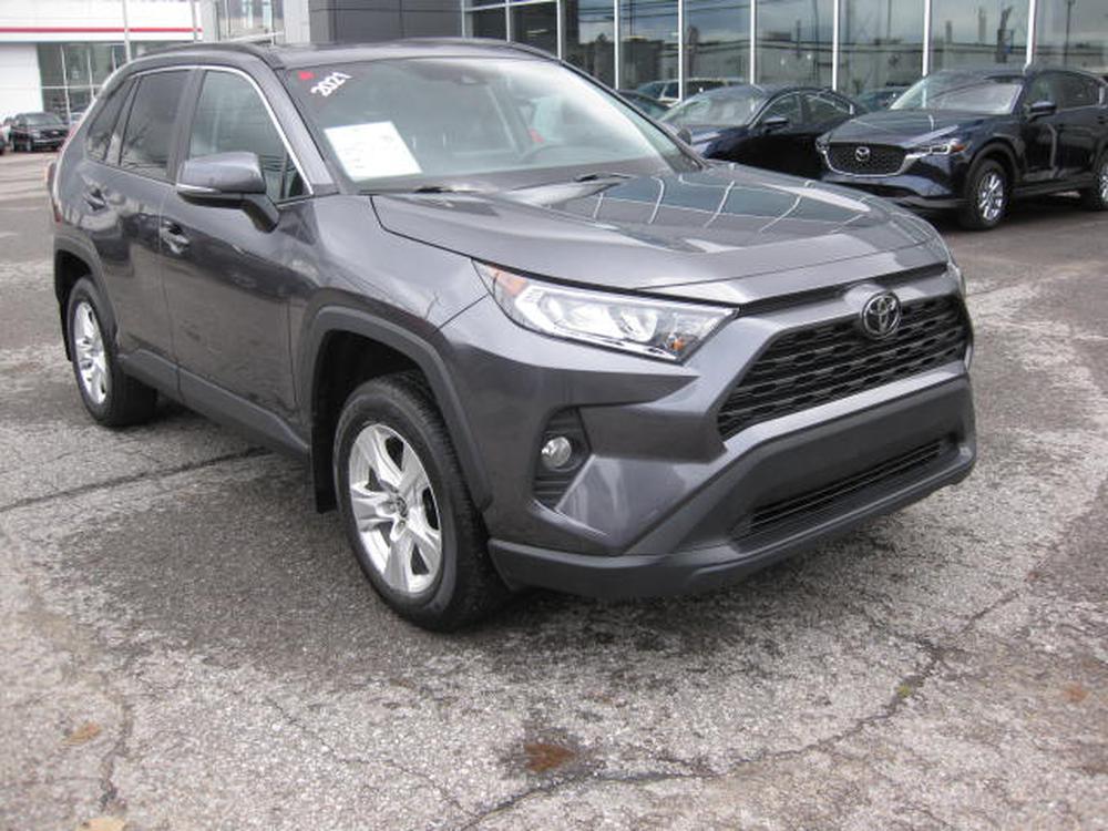 Toyota RAV4 XLE 2021 d’occasion à vendre - 1