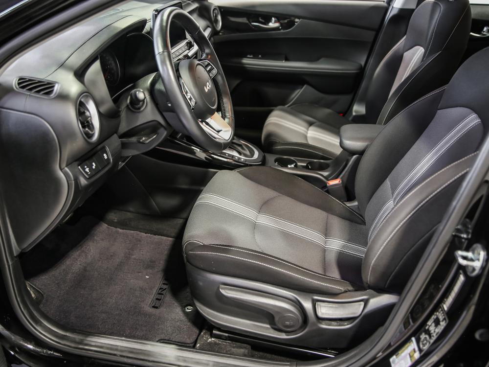 Kia Forte EX 2023 d’occasion à vendre - 16