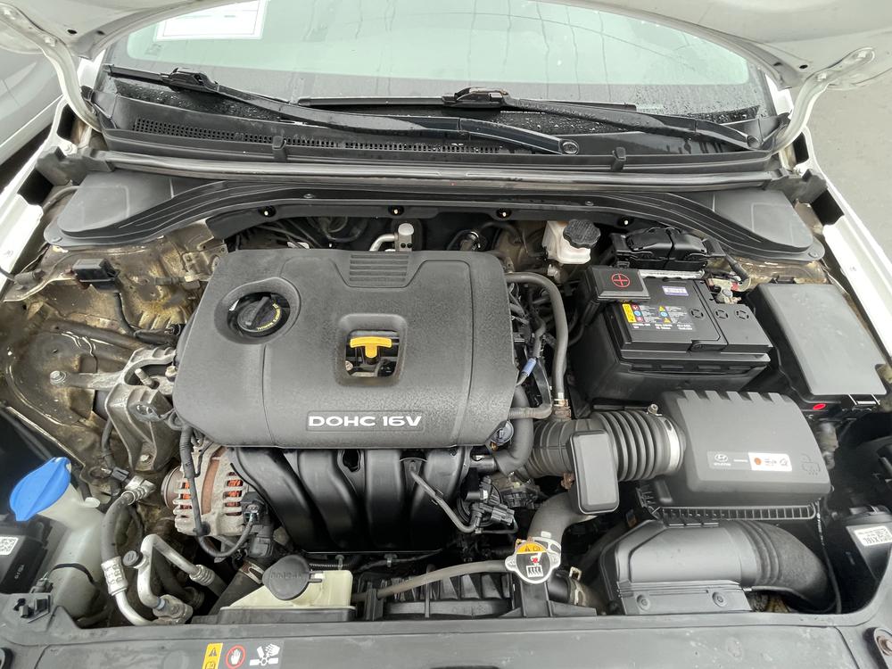 Hyundai Elantra GLS 2017 d’occasion à vendre - 31