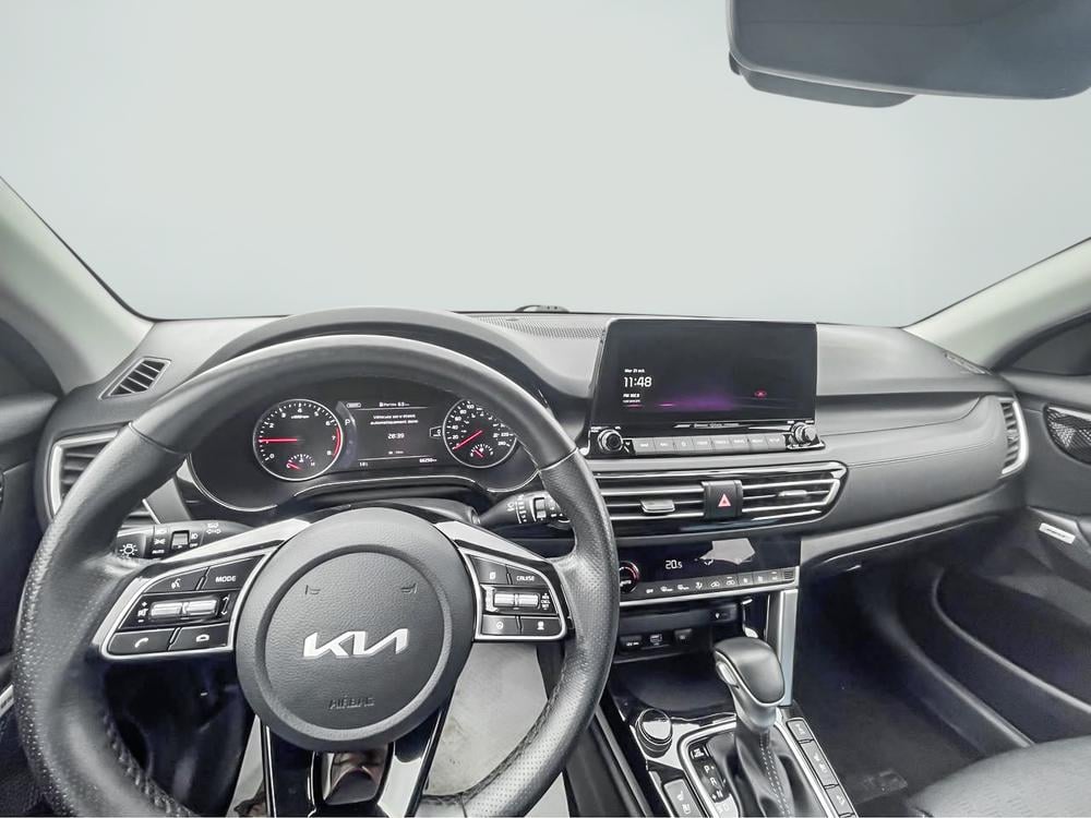 Kia Seltos 2023 Gris usage à vendre Kia Seltos 2023 Gris usage à vendre