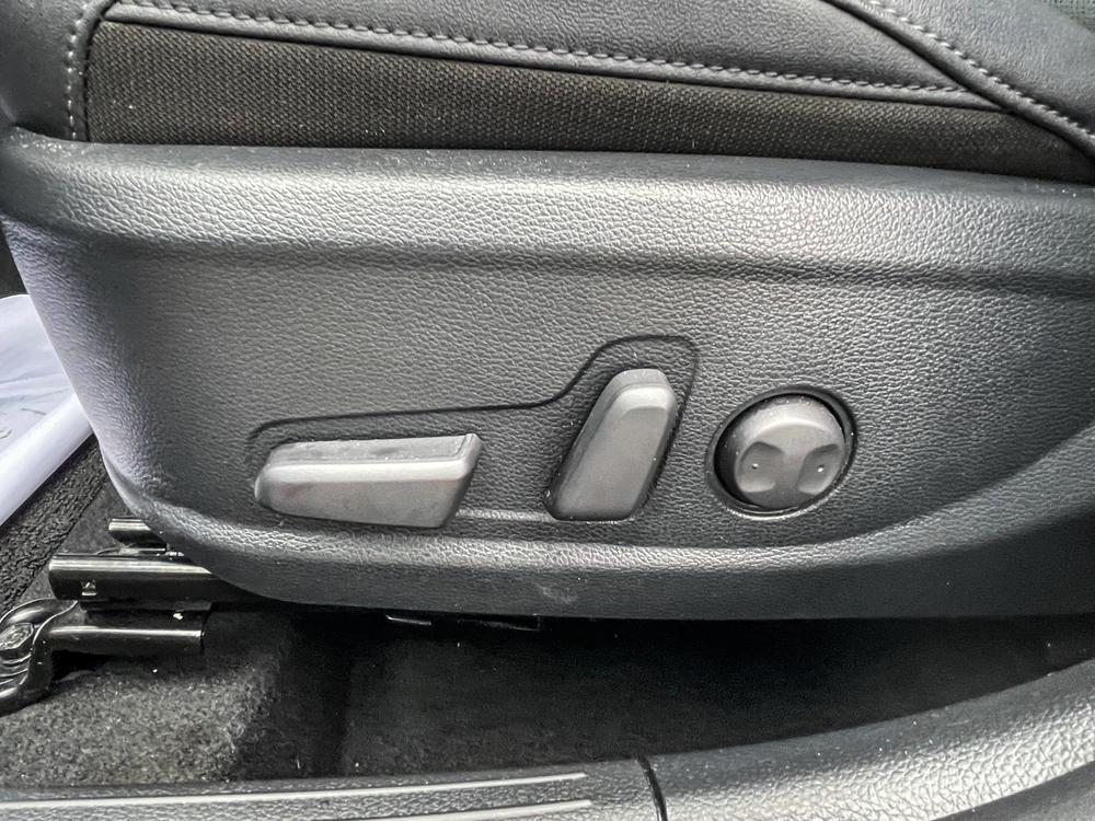 Kia Seltos 2024 Gris usage à vendre Kia Seltos 2024 Gris usage à vendre