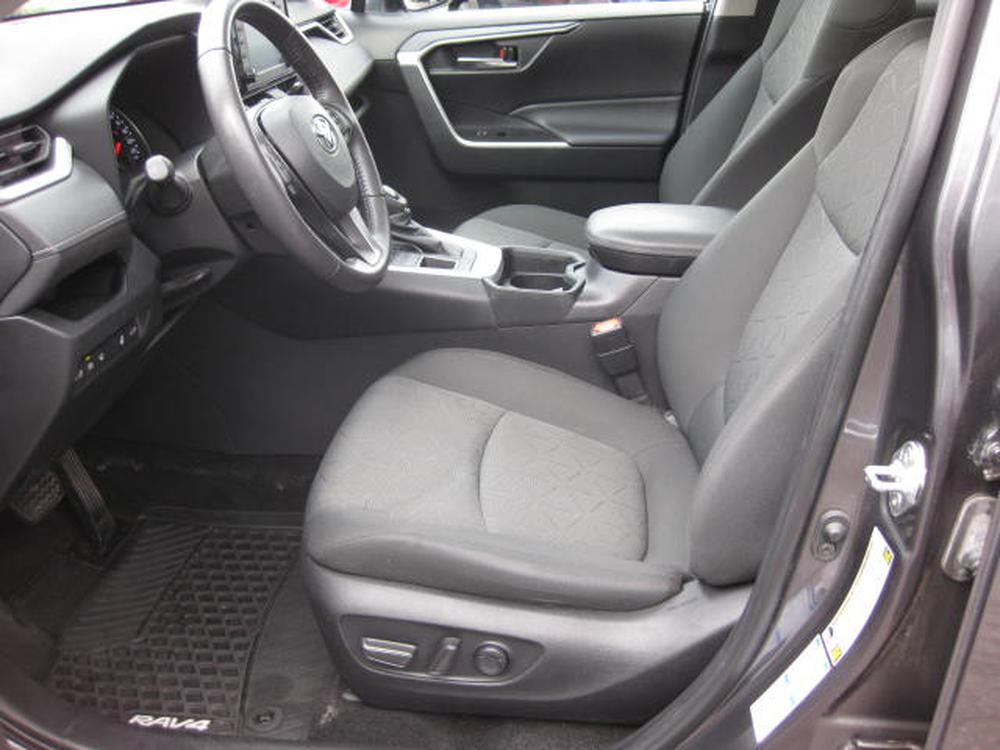 Toyota RAV4 XLE 2021 d’occasion à vendre - 12