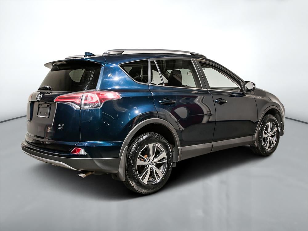 Toyota RAV4 XLE AWD 2017 d’occasion à vendre - 3