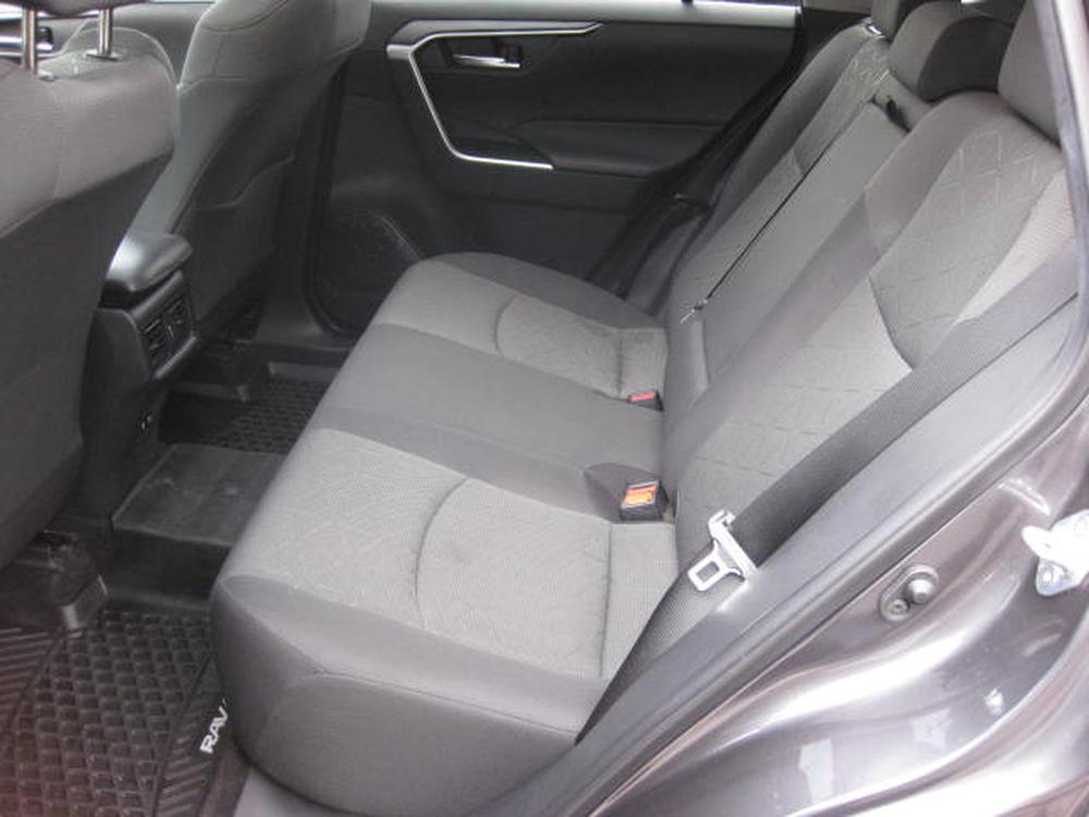 Toyota RAV4 XLE 2021 d’occasion à vendre - 13