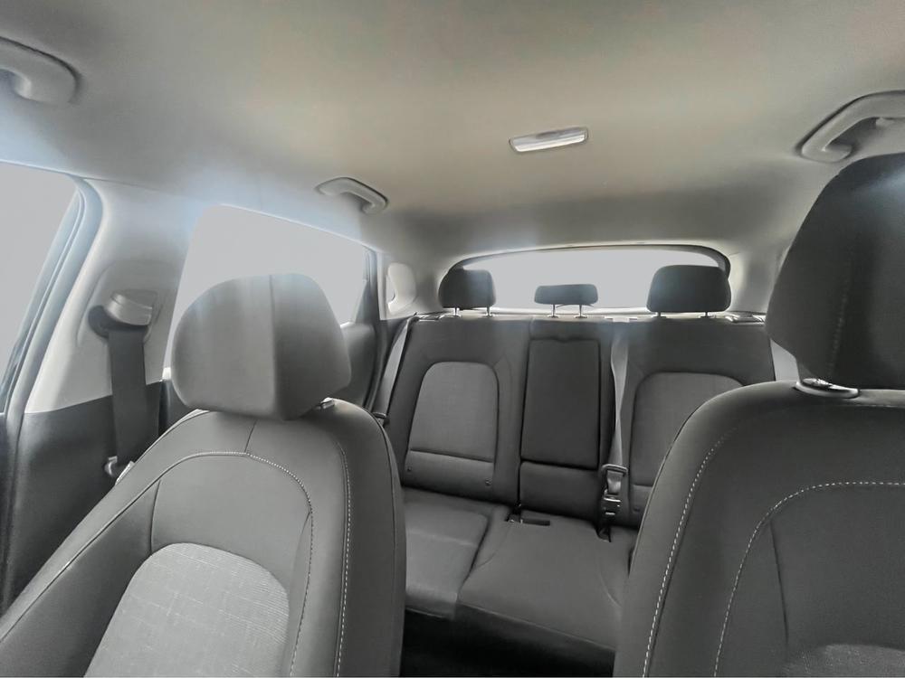 Hyundai Kona ESSENTIAL 2023 d’occasion à vendre - 18