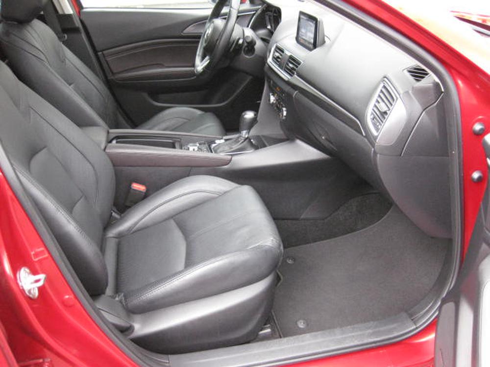 Mazda Mazda3 GT 2018 d’occasion à vendre - 31